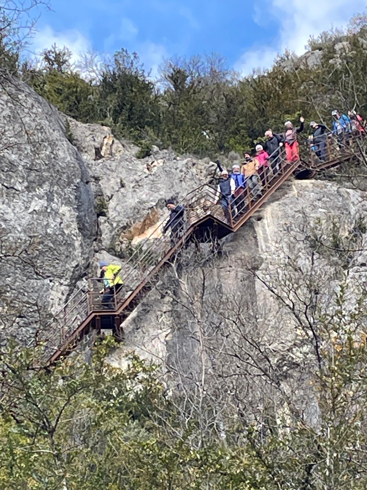 RANDO DECOUVERTE - LES GORGES D'AGNIELLES INCONNUES