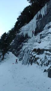 Cycle "vers l'autonomie cascade de glace"
