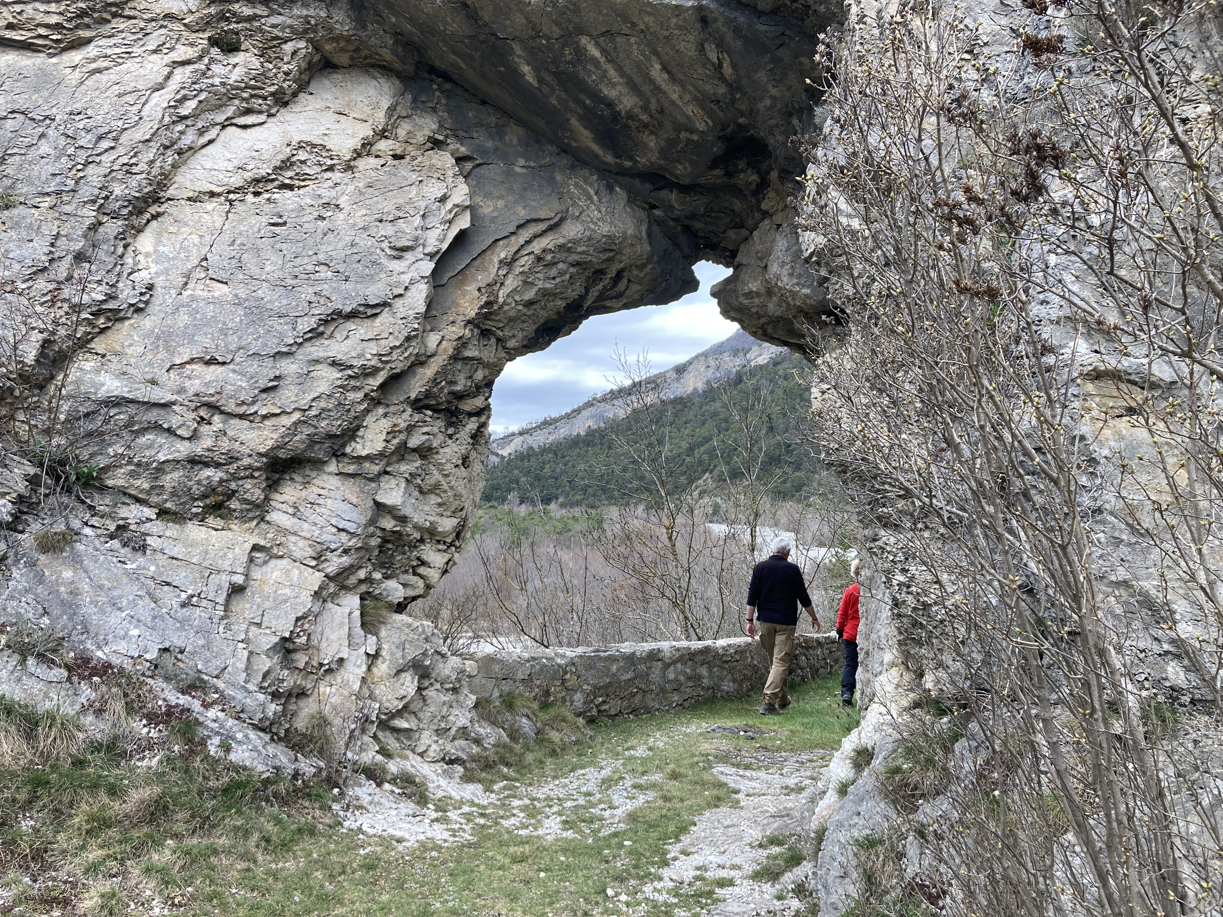 RANDO DECOUVERTE - LES GORGES D'AGNIELLES INCONNUES